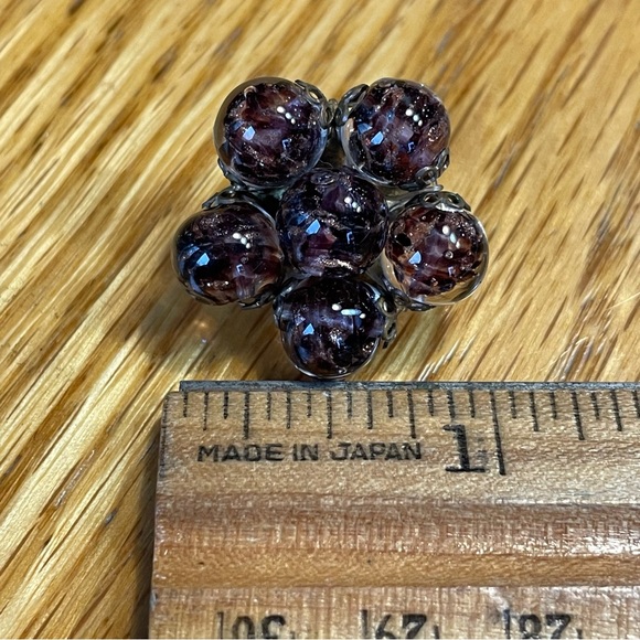 VTG Purple Glass Bead Cluster Earrings Clip-on 1” - Picture 7 of 7